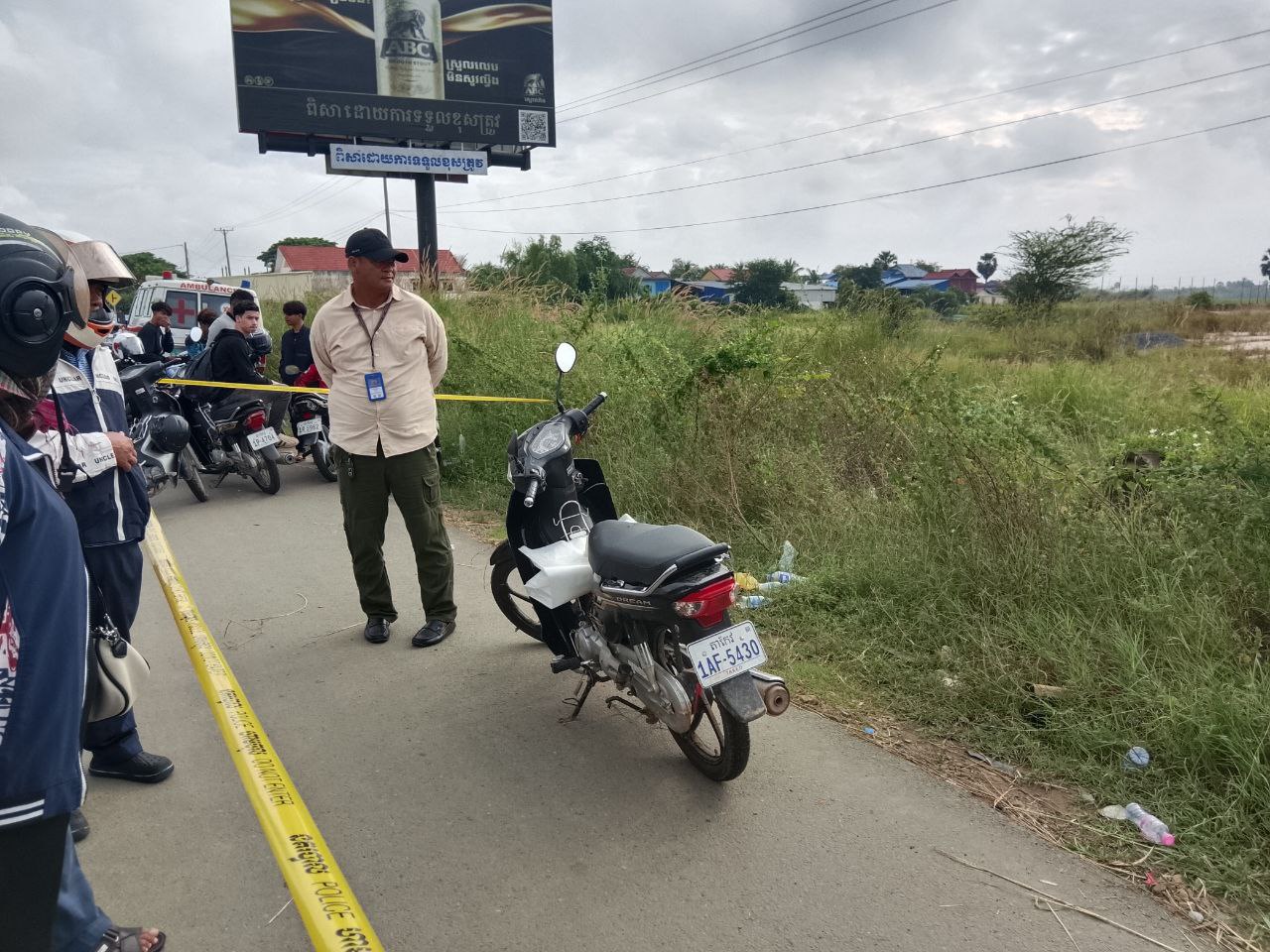 ព័ត៌មានបឋមប្រទះឃើញសាកសពបុរសម្នាក់ស្លាប់យ៉ាងណាធម្មសង្ស័យករណីឃាតកម្ម​នៅភូមិត្រពាំងវែងខេត្តកំពង់ស្ពឺ