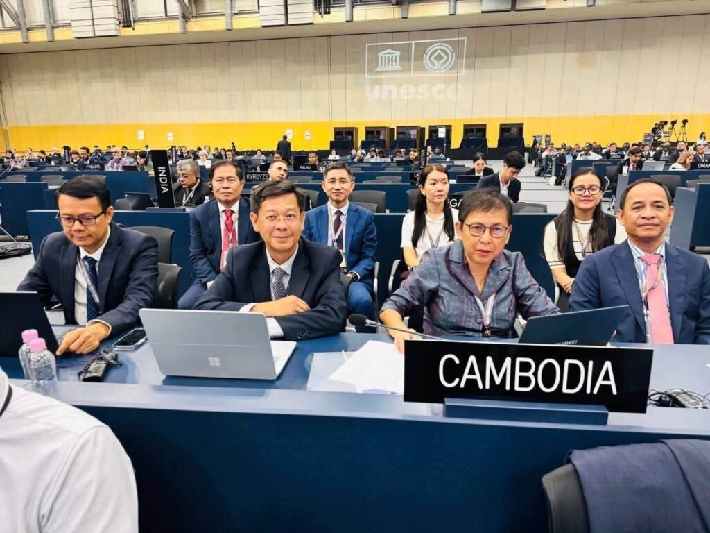 កម្ពុជាអំពាវនាវឱ្យថៃបញ្ឈប់សកម្មភាពយោធានៅក្បែរប្រាសាទព្រះវិហារ ក្នុងកិច្ចប្រជុំគណៈកម្មាធិការបេតិកភណ្ឌពិភពលោកលើកទី៤៨ នៅកូរ៉េខាងត្បូង