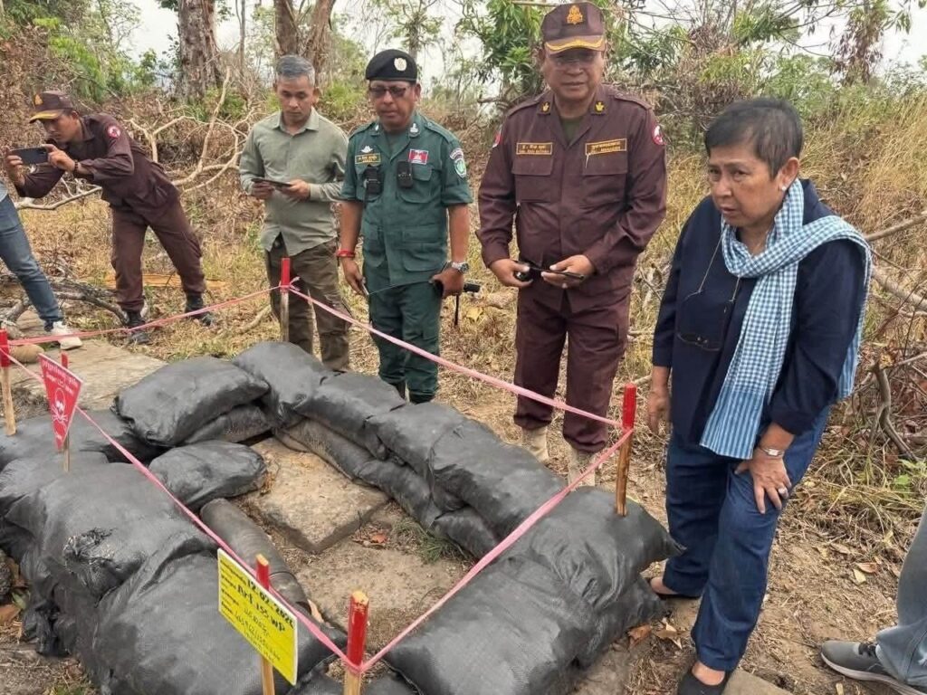 កម្ពុជាអំពាវនាវឱ្យថៃបញ្ឈប់សកម្មភាពយោធានៅក្បែរប្រាសាទព្រះវិហារ ក្នុងកិច្ចប្រជុំគណៈកម្មាធិការបេតិកភណ្ឌពិភពលោកលើកទី៤៨ នៅកូរ៉េខាងត្បូង